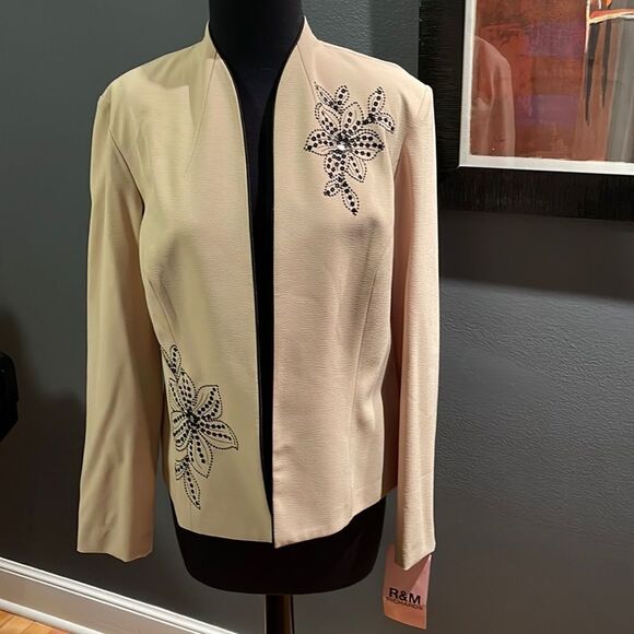 R&M Richards taupe black edging/embroidered & sequin floral accent jacket. 10 - Picture 1 of 4